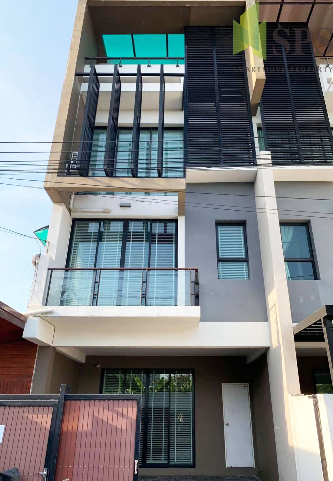 Townhome for RENT in Bless Town Sukhumvit 50 (SPSP360)
