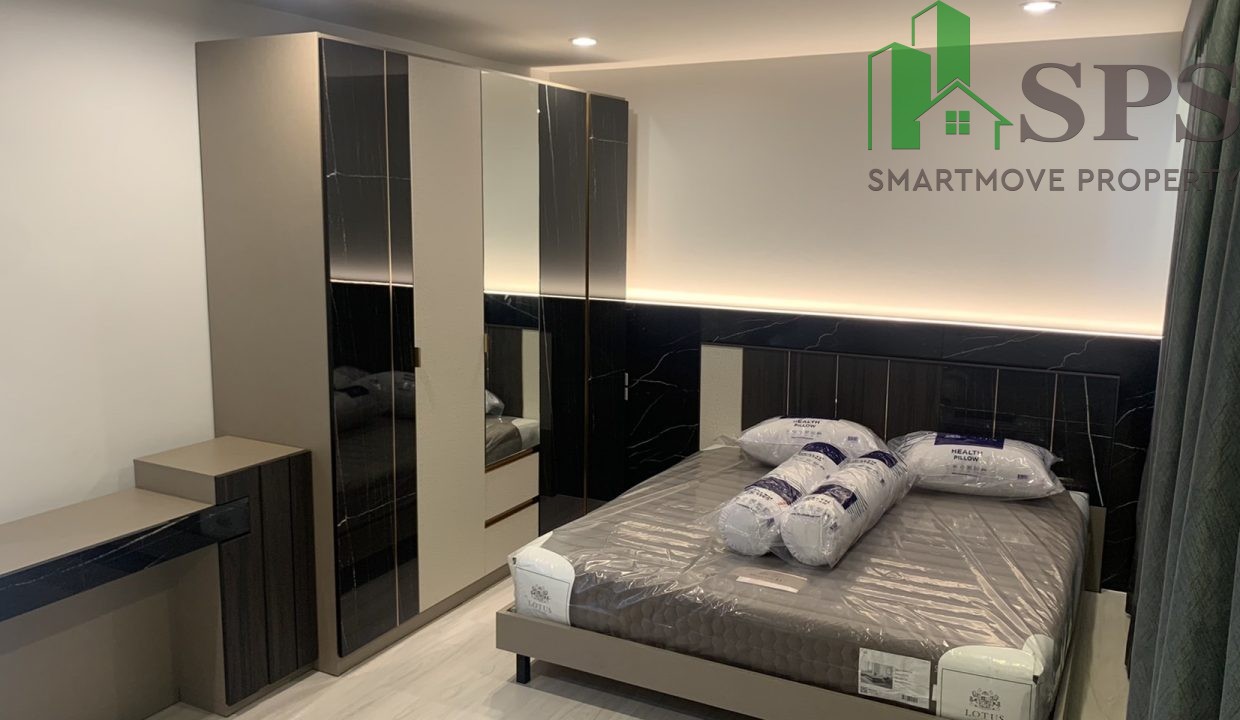 Single house for rent located in Soi Chokchai 4. (SPSAM318) 11