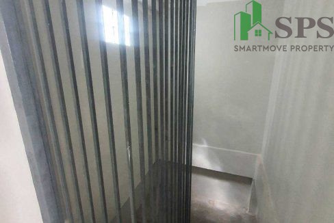Commercial building for rent in Located in Soi Srinakarin (SPSAM468) 17
