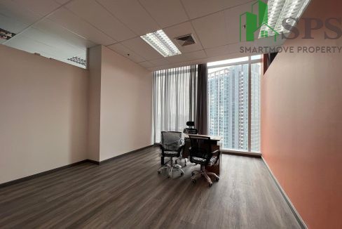 Office space for rent at Rama 9 . (SPSAM537) 05