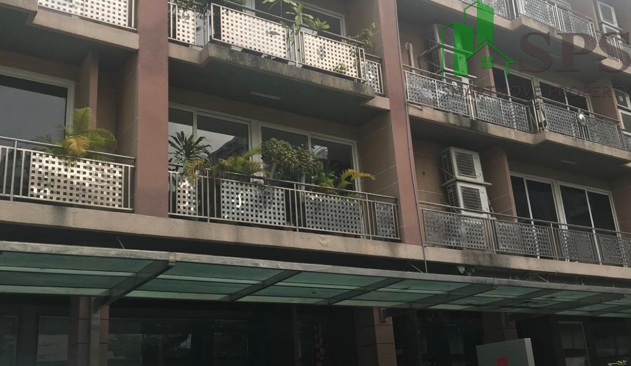 Commercial building for rent in Rama 9. (SPSAM545) 01