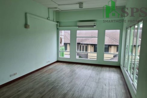 Office building for rent at Srinakarin. (SPSAM631) 06