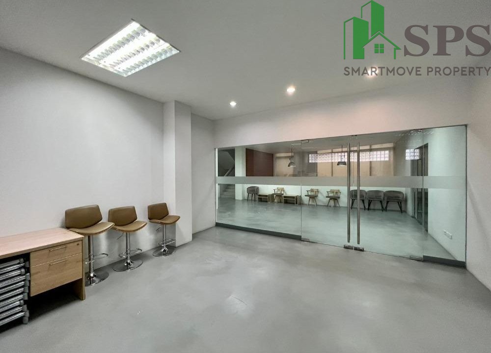 Office space for rent Ladprao 101 and Nawamin Road. (SPSAM633) 10