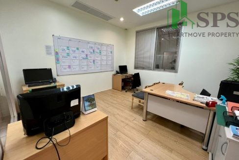 Office space for rent Ladprao 101 and Nawamin Road. (SPSAM633) 11