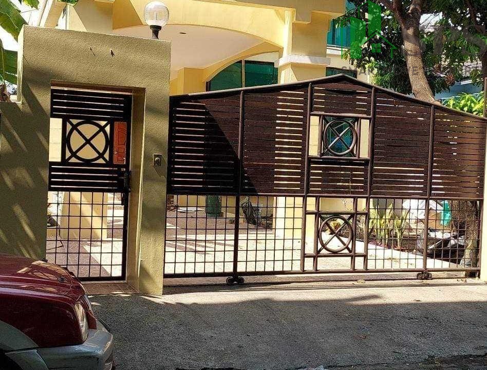 Single house for rent at Ratchaprarop Road. (SPSAM598) (1)