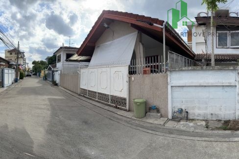 Single house for rent located in Soi Sukhumvit 101-1 (SPSAM586) 17