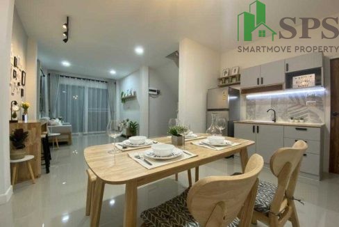Single house for rent near MRT Lat Phrao. (SPSAM577) 02