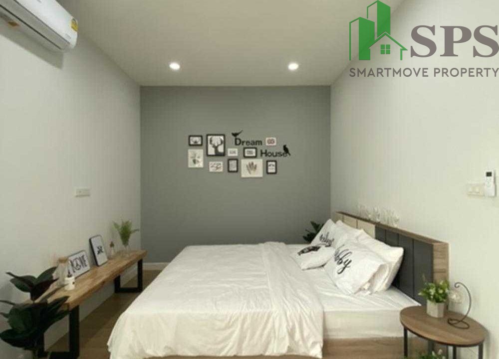 Single house for rent near MRT Lat Phrao. (SPSAM577) 09