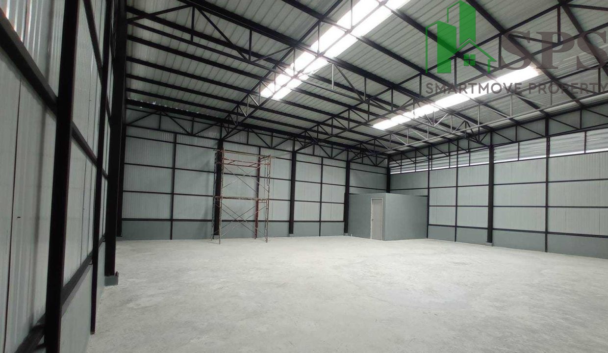 Warehouse for rent at Krungthep Kreetha new cut. (SPSAM592) 06