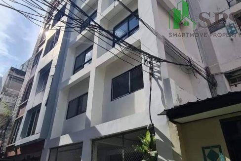 Commercial building for rent, Soi Sukhumvit 4. (SPSAM756) 01 (2)