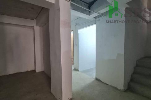 Commercial building for rent, Soi Sukhumvit 4. (SPSAM756) 03