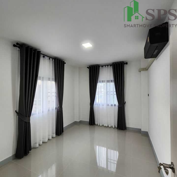 Single house for rent on Sukhumvit Road 113. (SPSAM746) 09