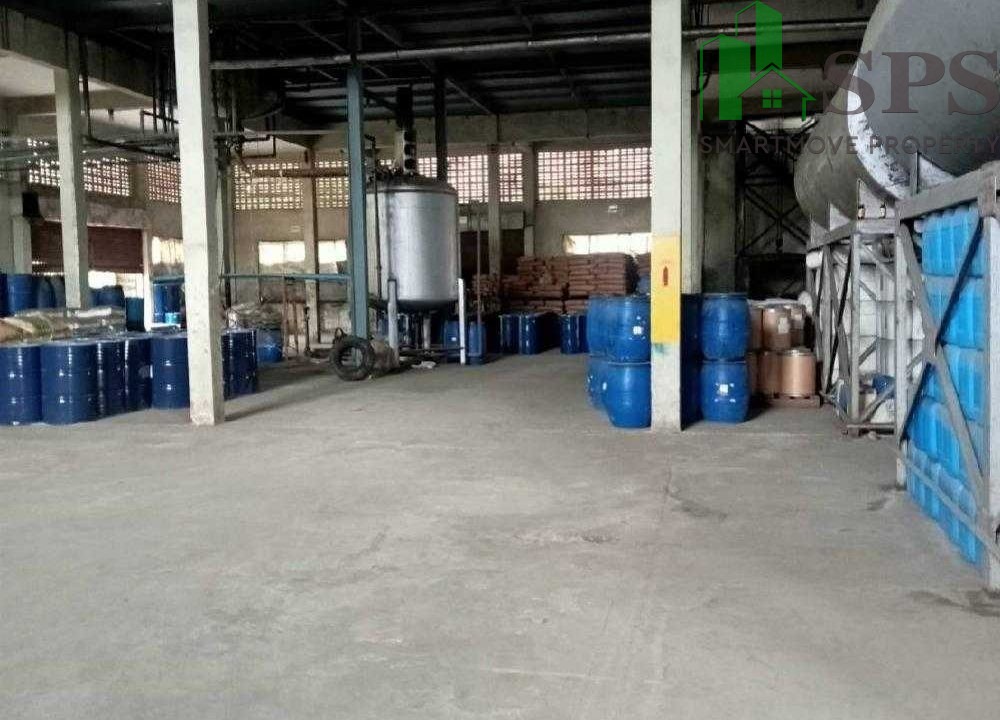 Factory for rent on Pu Chao Saming Phrai Road. (SPSAM847) 05