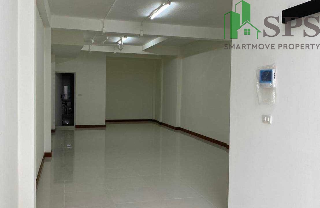 Office Space for rent near Phra Khanong BTS. (SPSAM889) 05