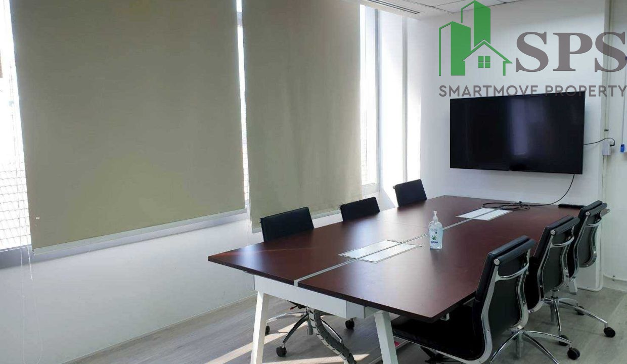 Office for rent at Major Tower Building, Thonglor. (SPSAM850) 02