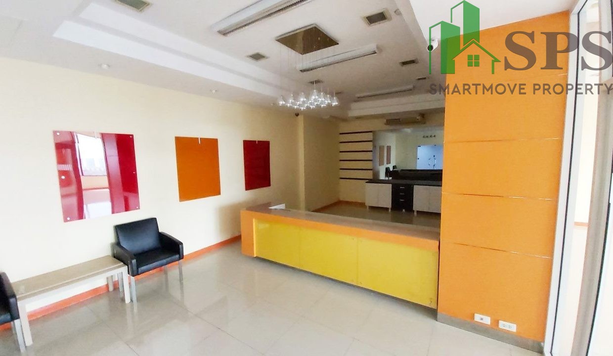 Office space for rent, Bangna Complex Building. (SPSAM882) 01
