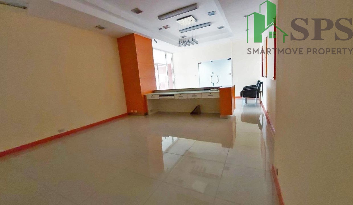 Office space for rent, Bangna Complex Building. (SPSAM882) 03