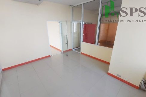 Office space for rent, Bangna Complex Building. (SPSAM882) 08