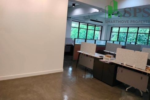 Office space for rent at Deesinchai Building, Rama 3. (SPSAM881) 04