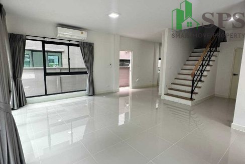 Single house for rent Baan Klang Muang Ramintra. (SPSAM890) 04