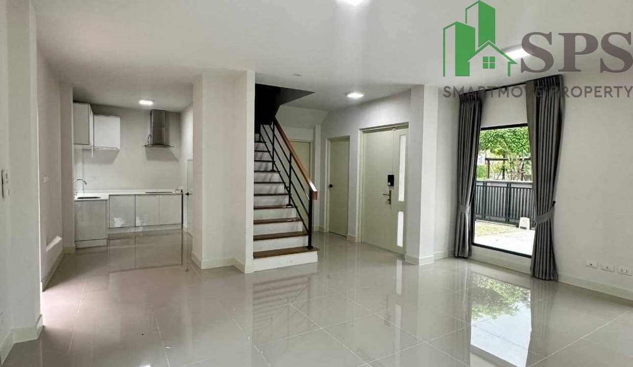 Single house for rent Baan Klang Muang Ramintra. (SPSAM890) 05