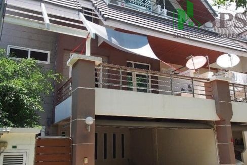 Townhome for rent at Lat Phrao 87 (SPSAM860) 01 (2)