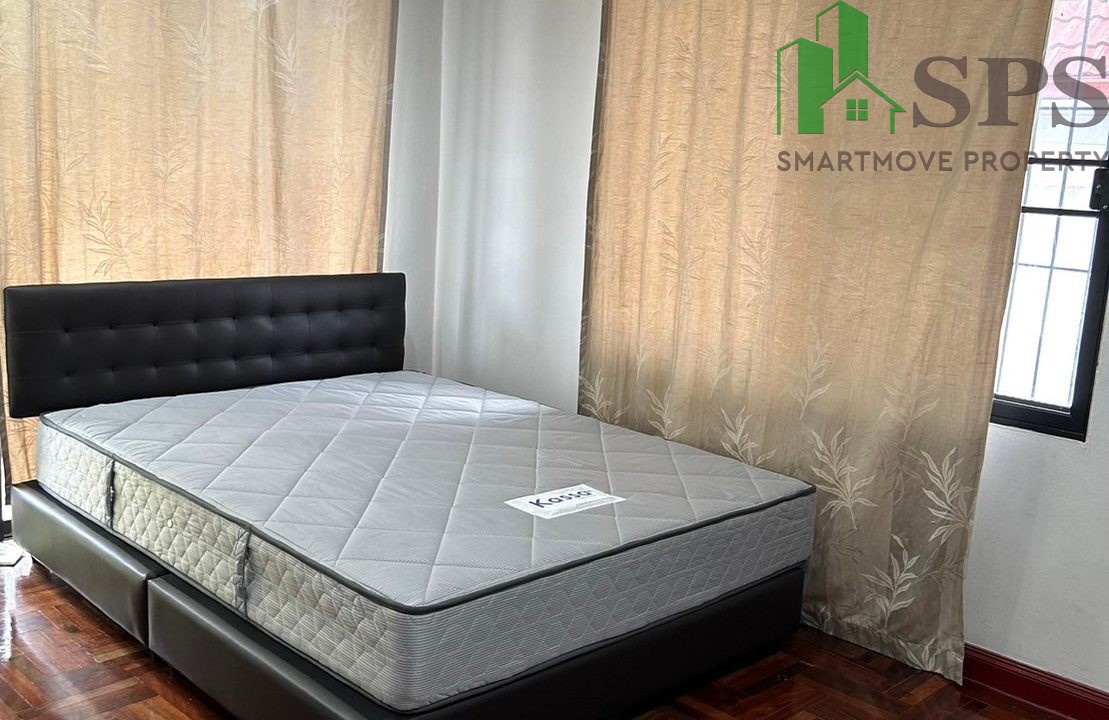 Townhome for rent in Soi Sukhumvit 101-1. (SPSAM921) 08