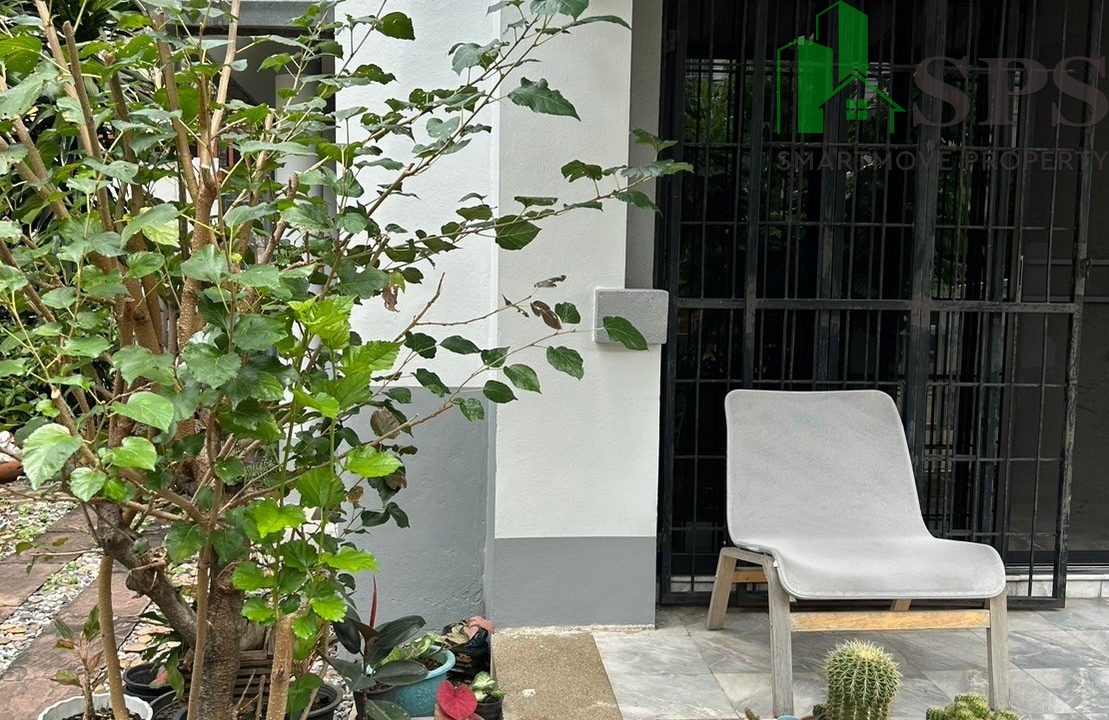 Townhome for rent in Soi Sukhumvit 101-1. (SPSAM921) 12