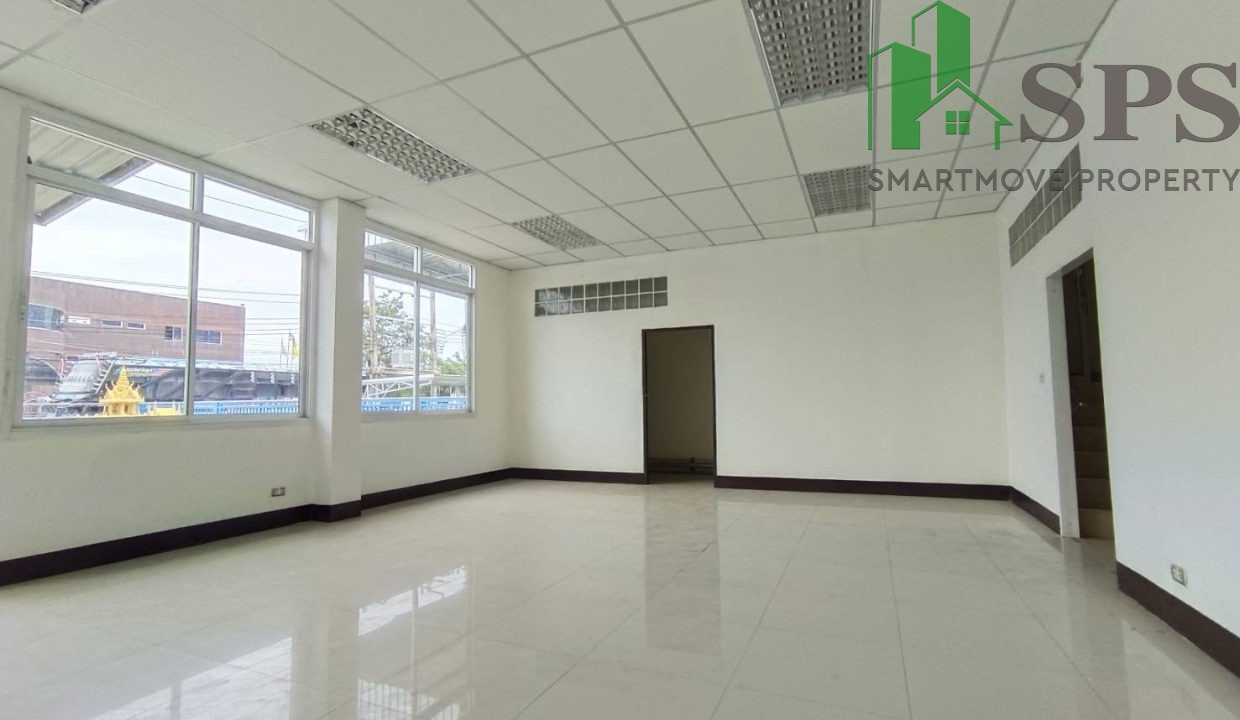 Warehouse and office for rent in Bang Phli, Samut Prakan. (SPSAM909) 12