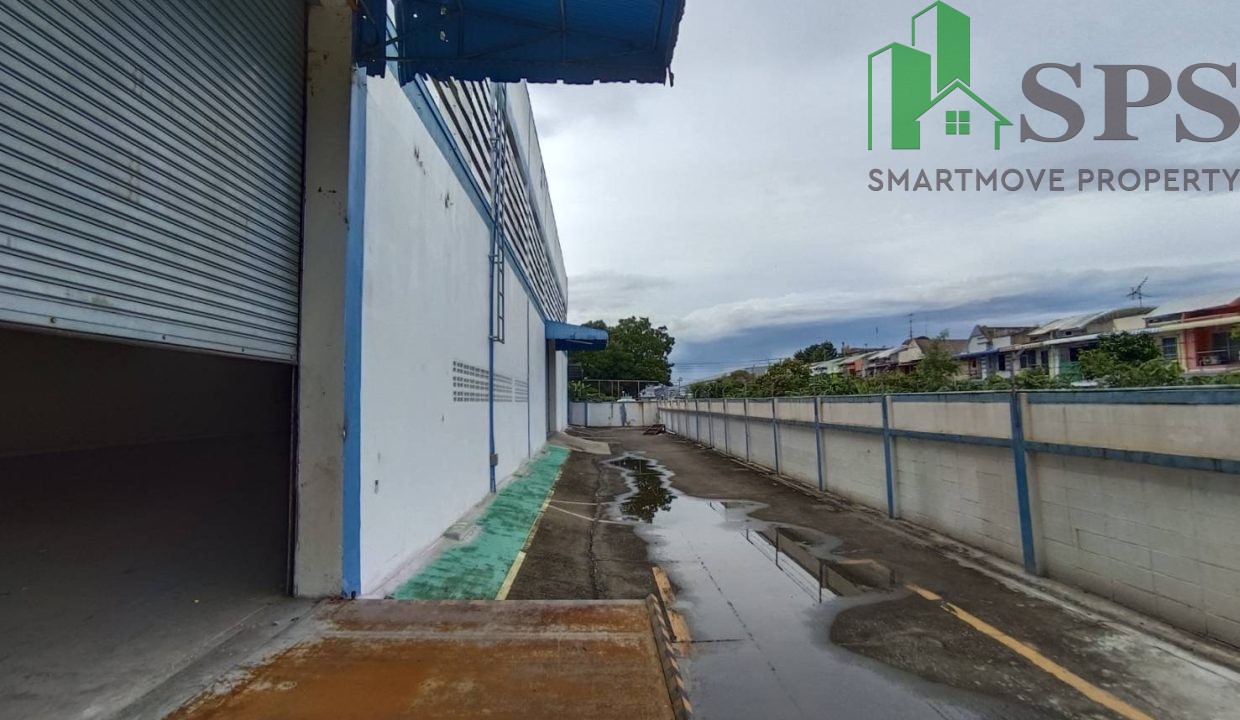 Warehouse and office for rent in Bang Phli, Samut Prakan. (SPSAM909) 24