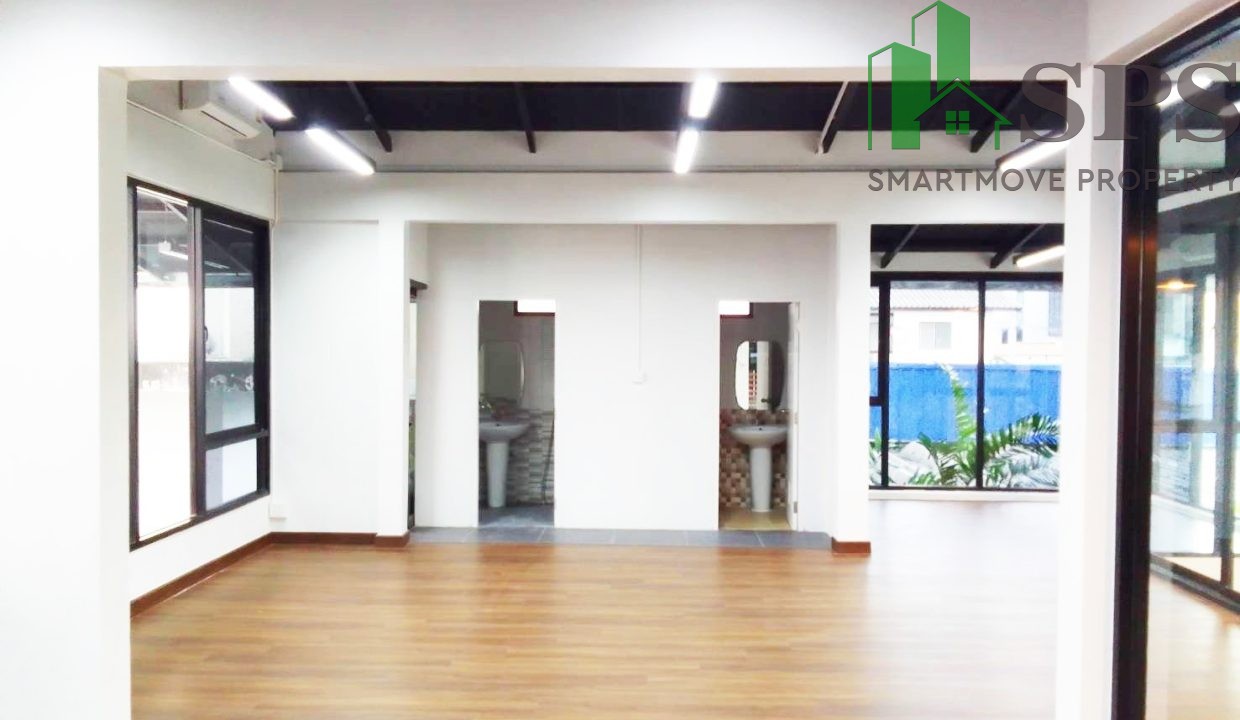 Home office for rent at Lat Phrao 64 (SPSAM1042) 10