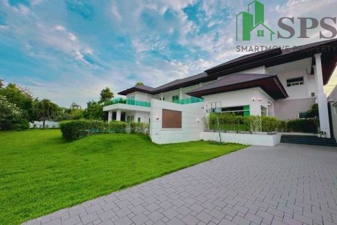 Mansion for rent in Windmill Golf Course, Bangna Trad Road, KM 10.5. (SPSA957) 03