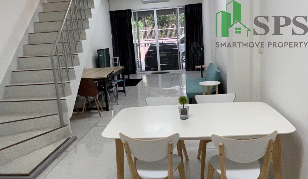 Townhome for rent in Soi Sukhumvit 65. (SPSAM943) 04