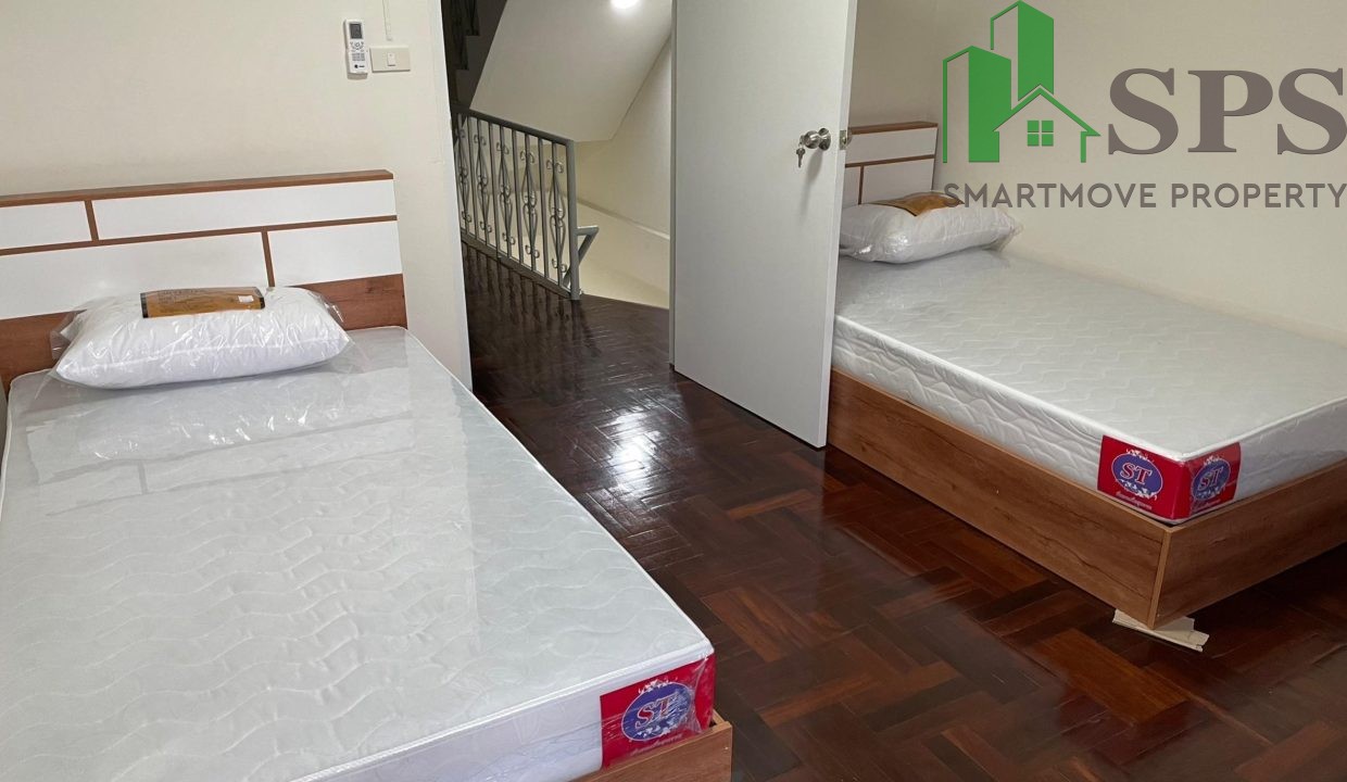 Townhome for rent in Soi Sukhumvit 65. (SPSAM943) 08
