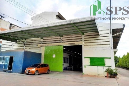 Warehouse and office for rent, next to Lat Krabang Road. (SPSAM995) 01
