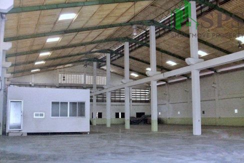Warehouse and office for rent, next to Lat Krabang Road. (SPSAM995) 03