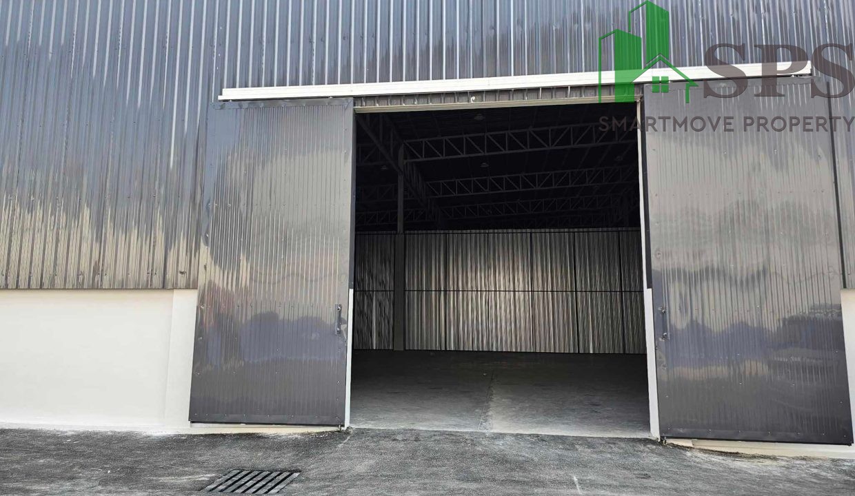 Warehouse for rent in Khlong Toei. (SPSAM964) 02