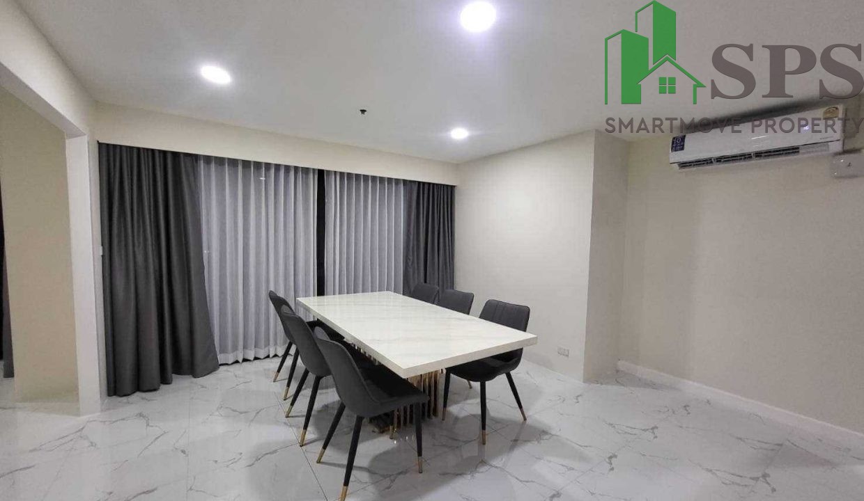Condo for rent Moon Tower (SPSAM1144) 03