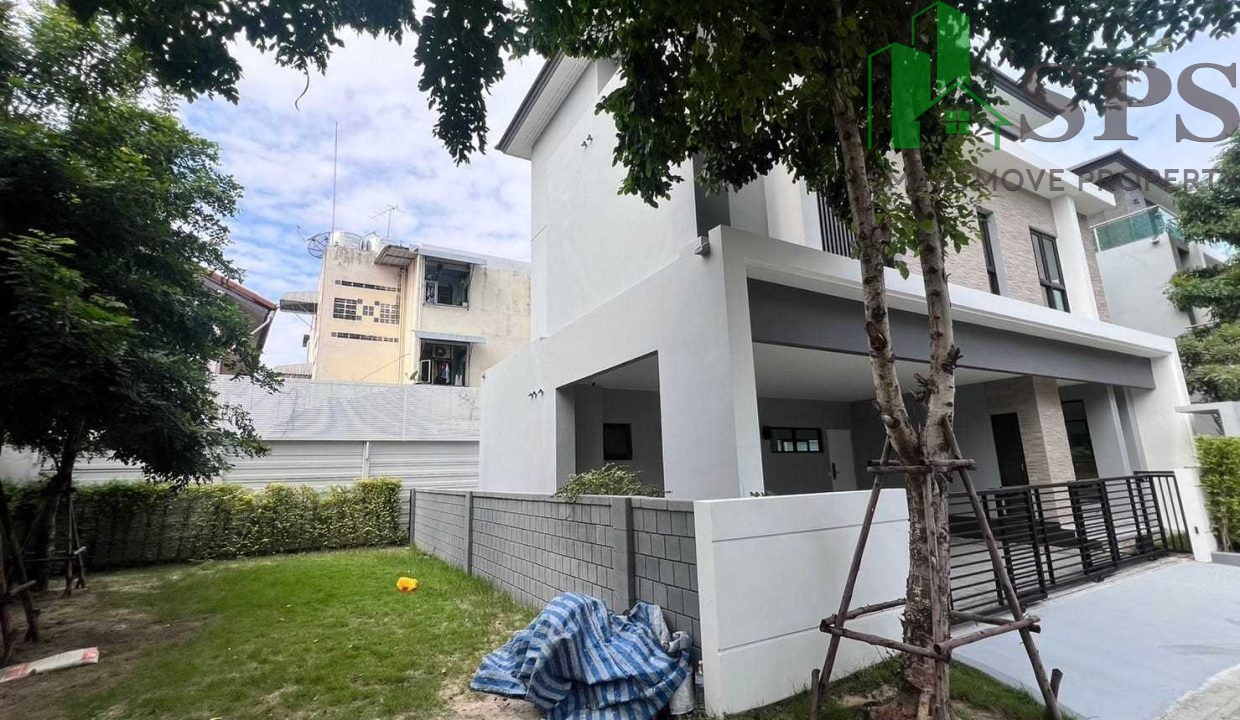 Single house for rent The City Ekkamai - Ladprao (SPSAM1094) 15