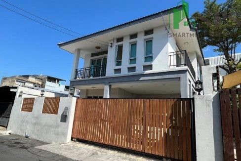 Single house for rent near Chokchai 4, Lat Phrao, Wang Hin (SPSAM1185) 01