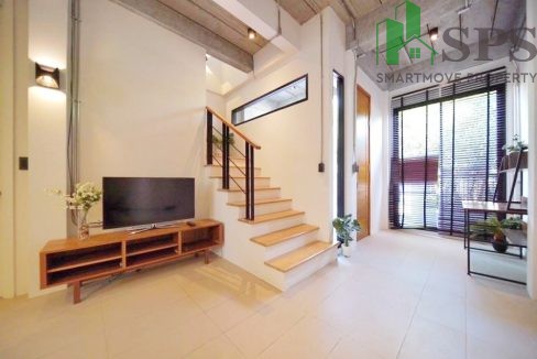 Townhome for rent at Rama 9 (SPSAM1105) 02