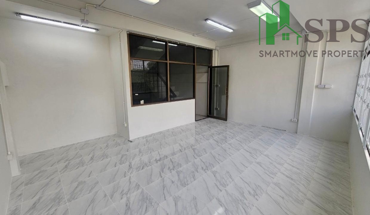 Townhome for rent located in Soi Sukhumvit 56 (SPSAM1111) 06
