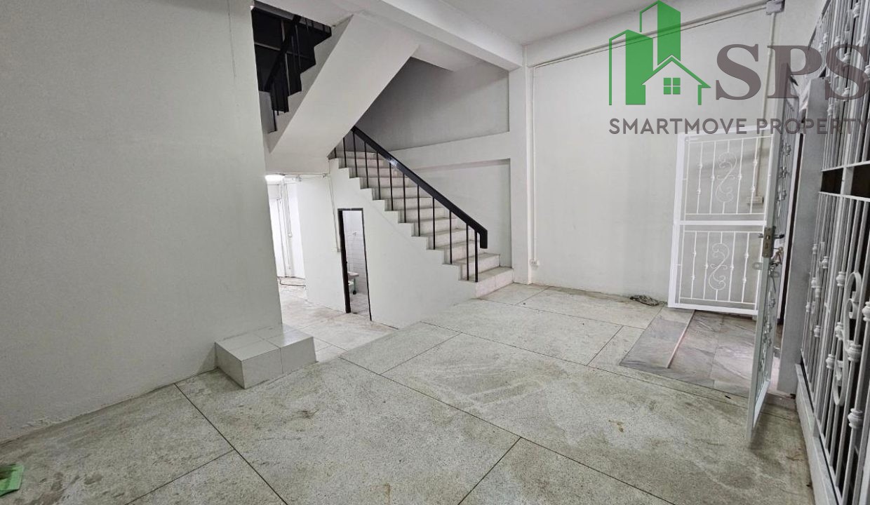 Townhome for rent located in Soi Sukhumvit 56 (SPSAM1111) 14
