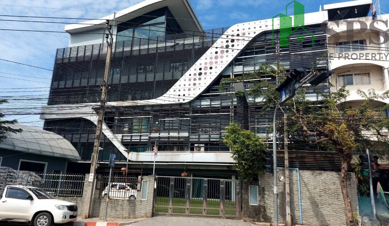 Office building for rent on Liap Klong Phasi Charoen Road, north side (SPSAM1256) 01
