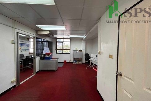 Office space for rent at Sathorn Soi 10 (SPSAM1224) 02
