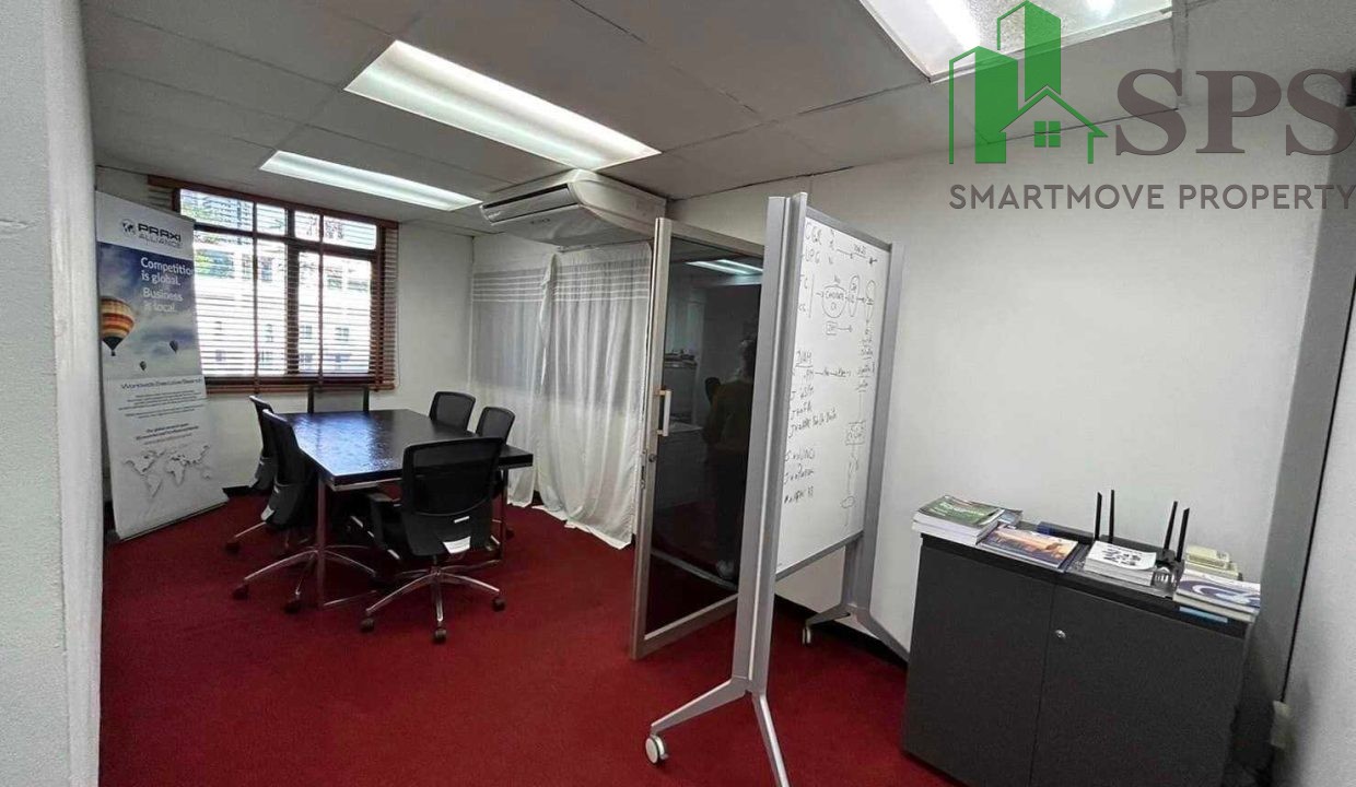 Office space for rent at Sathorn Soi 10 (SPSAM1224) 03