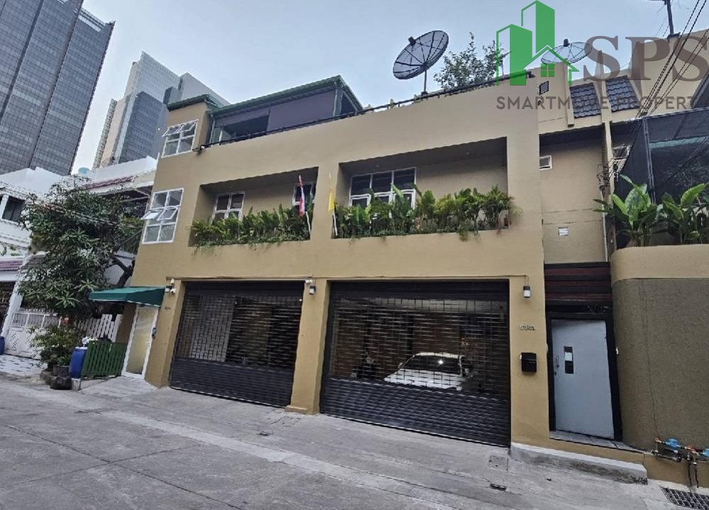 Office space for rent at the MCOT intersection, Thaweemit Soi 6 (SPSAM1328) 01