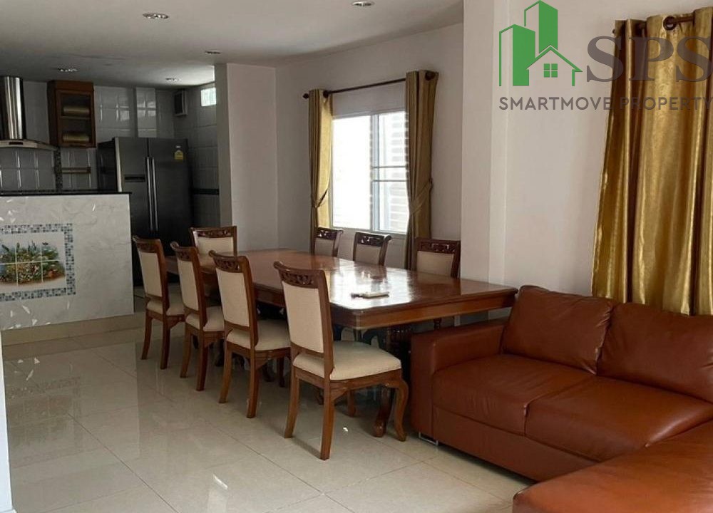 Single house for rent in Soi Phatthanakan 38 (SPSAM1202) (2)