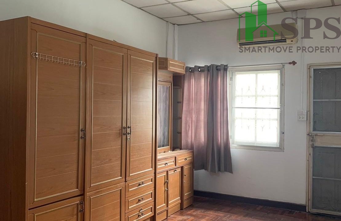 Townhouse for rent in Soi Sukhumvit 101-1 (SPSAM1325) 08