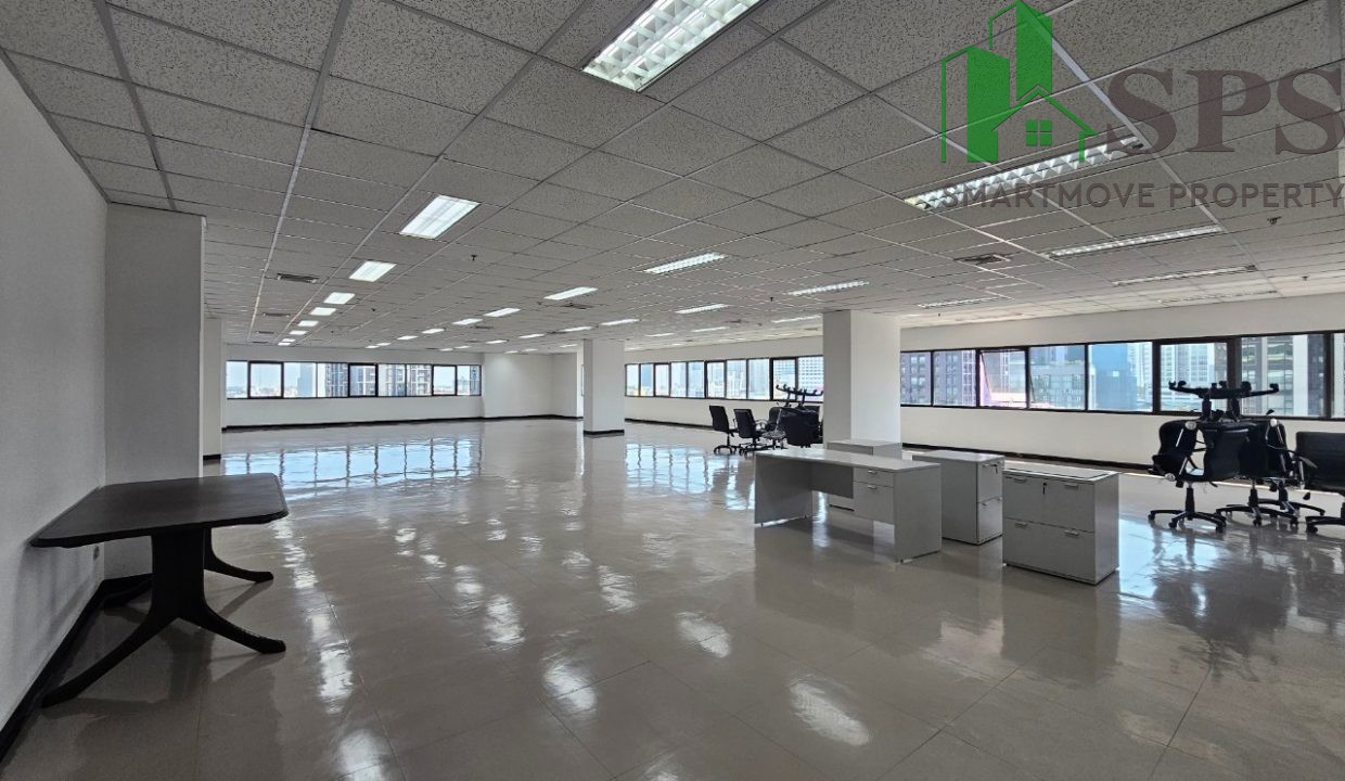 Office space for rent at sukhumvit 63 (SPSP526) 01